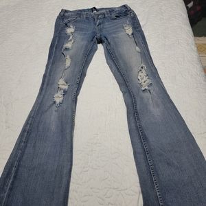 Aryia jeans